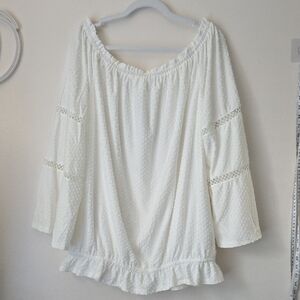 NY Collection Off-White Textured Blouse with Lace Accents